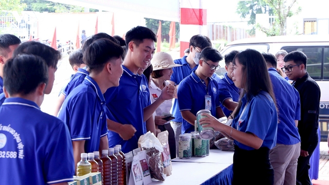 Tư vấn khởi nghiệp, tập huấn công tác dân tộc cho thanh niên dân tộc thiểu số Đắk Lắk