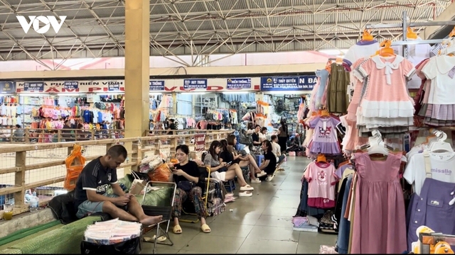 Tiểu thương từng mong có vài m2 ở khu chợ này giờ lâm cảnh đìu hiu, vắng khách