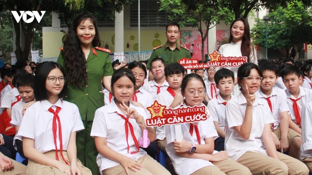 "Việc cấp thẻ căn cước cho công dân dưới 14 tuổi vô cùng tiện ích"