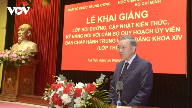 Tổng Bí thư, Chủ tịch nước dự khai giảng lớp bồi dưỡng cán bộ quy hoạch Ủy viên Trung ương