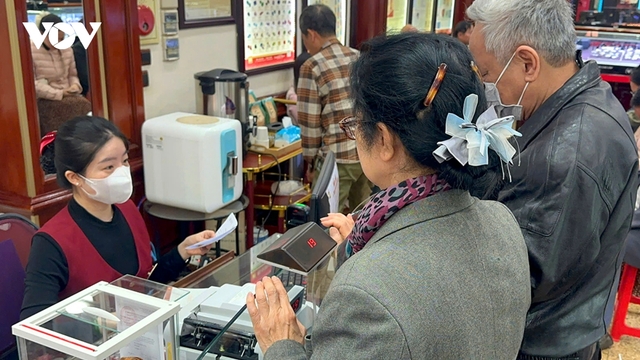 Giá vàng hôm nay 24/12: Giá vàng SJC bán ra 159 triệu đồng/lượng