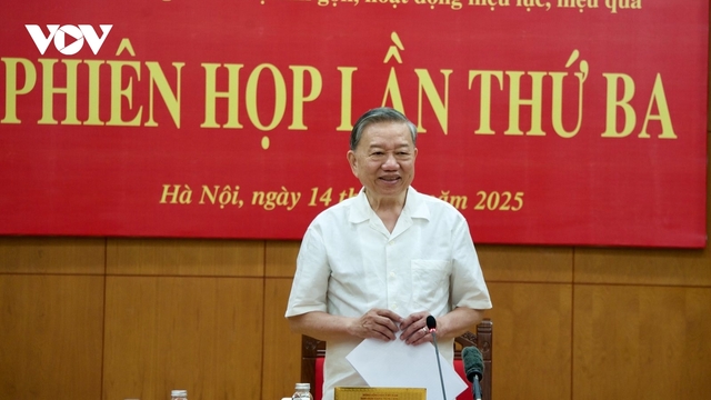 Tổng Bí thư chủ trì phiên họp thứ 3 của Ban chỉ đạo TƯ tổng kết Nghị quyết 18