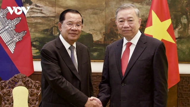 Tổng Bí thư Tô Lâm hội kiến Chủ tịch Đảng Nhân dân Campuchia Hun Sen