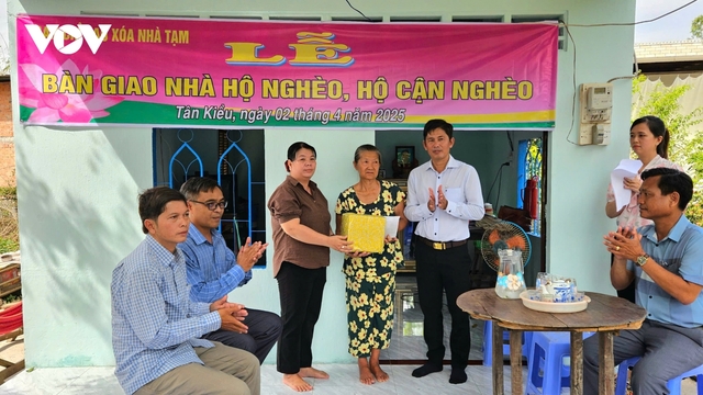 Đồng Tháp huy động các nguồn lực để xóa nhà tạm, nhà dột nát