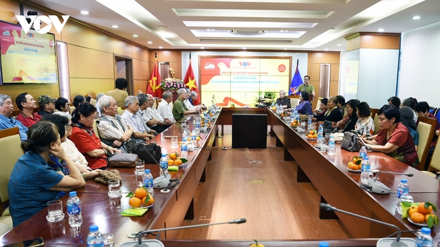 Gặp mặt các nhà báo lão thành của Đài Phát thanh Giải phóng