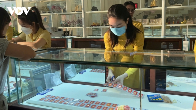 Các địa điểm kinh doanh vàng miếng ở TP.HCM phải treo bảng hiệu nhận biết