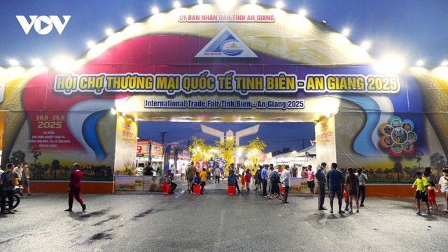Hội chợ Thương mại Quốc tế Tịnh Biên-phát triển thị trường và hội nhập quốc tế