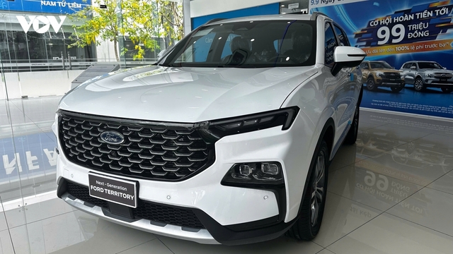 Chạy đua doanh số, Ford Territory quyết giảm giá để "đấu" với Mazda CX-5