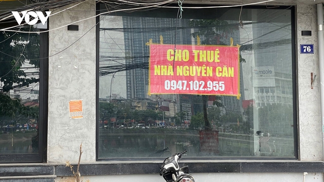 Từ Ngọc Khánh đến Trịnh Công Sơn: Phố đi bộ loay hoay tìm khách