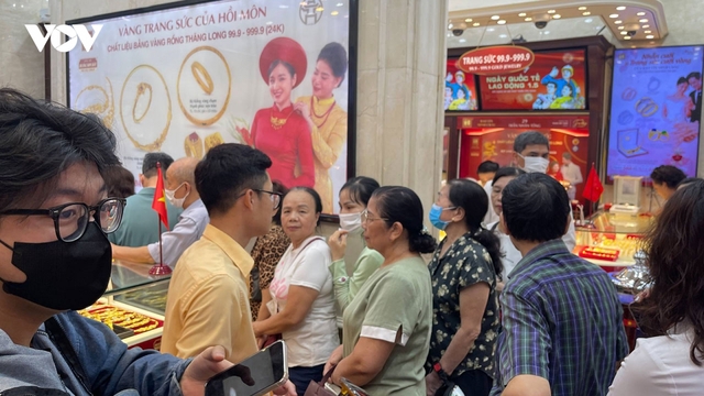 Ngày vía Thần Tài 2026: Mua vàng sao cho vừa đón lộc vừa bảo toàn vốn?