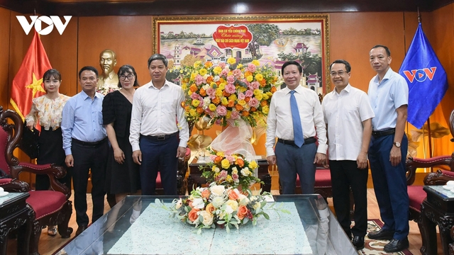 Báo chí hiện đại phải đảm nhiệm vai trò “người gác cổng” thông tin