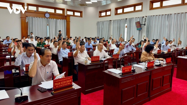 Thông qua đề án hợp nhất Đảng bộ tỉnh Long An và Đảng bộ tỉnh Tây Ninh