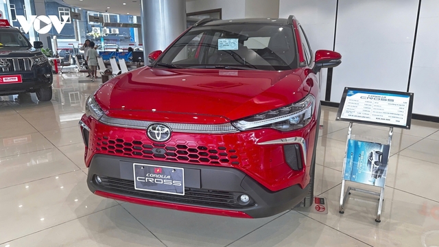 Gần 625.000 ô tô đăng ký mới năm 2025