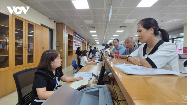 Chính quyền 2 cấp tại Thái Nguyên vận hành mượt mà, người dân làm thủ tục nhanh gọn