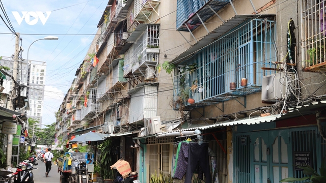“Chuồng cọp” và chung cư cũ thách thức PCCC ở TP.HCM