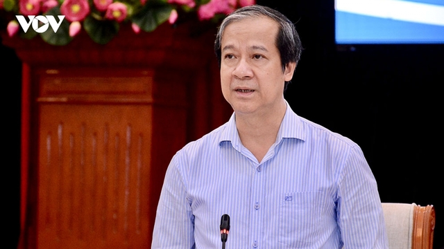Bộ trưởng Nguyễn Kim Sơn: Giữ nguyên hiện trạng các điểm trường