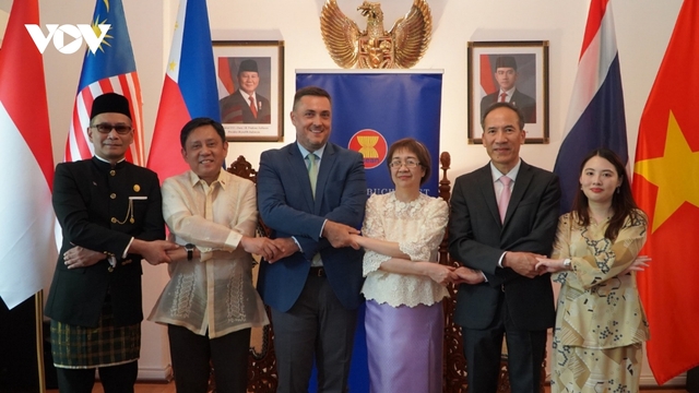 Tăng cường đoàn kết và nâng cao vai trò của các quốc gia ASEAN tại Romania