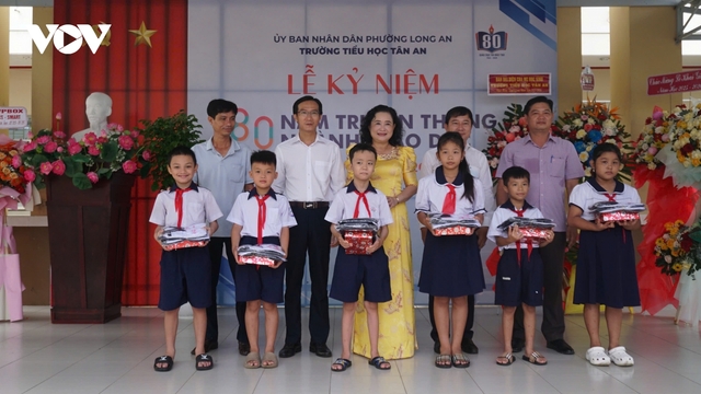 Ngành giáo dục Tây Ninh trước áp lực về xếp lớp, tìm người đứng lớp