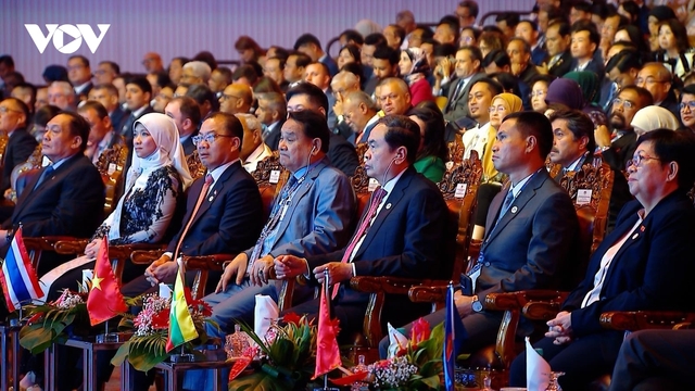 Chủ tịch Quốc hội dự khai mạc Đại hội đồng liên Nghị viện ASEAN lần thứ 46