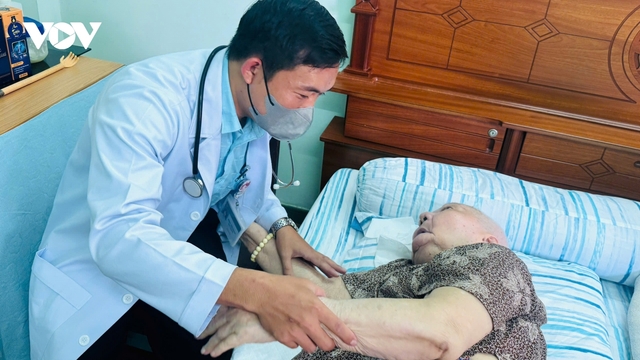 Thành phố Hồ Chí Minh mở rộng mạng lưới chăm sóc sức khỏe người cao tuổi