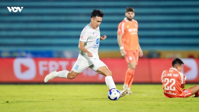 CLB Nam Định tiếp tục khủng hoảng lực lượng ở vòng 9 V-League 2025/2026