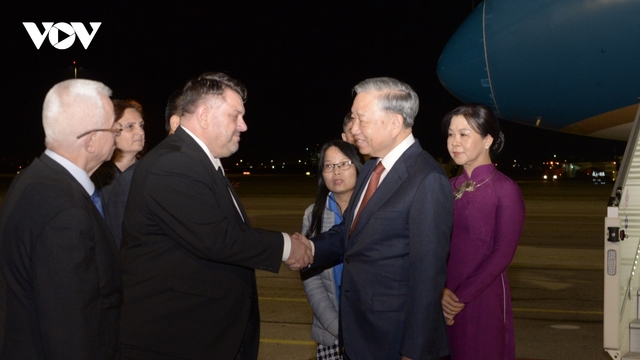 Tổng Bí thư Tô Lâm tới Sofia, bắt đầu các hoạt động thăm chính thức Bulgaria