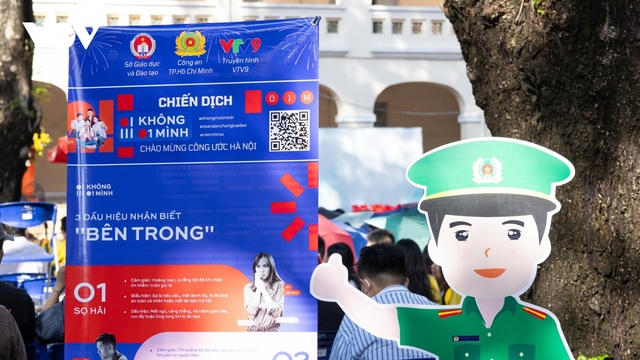 Người dân có cơ hội trải nghiệm mô phỏng "nguy cơ trực tuyến" tại Hà Nội