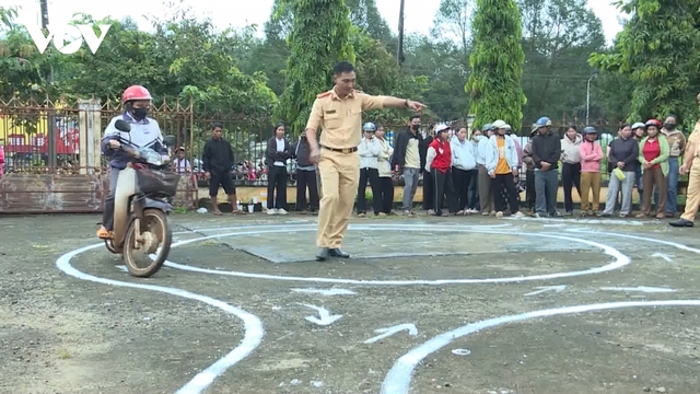 Miễn phí đào tạo, sát hạch cấp giấy phép lái xe hạng A1 cho vùng sâu tại Gia Lai