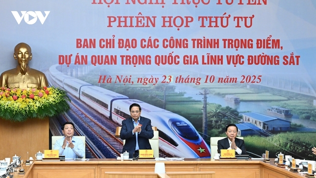 Thủ tướng: Khởi công dự án đường sắt Lào Cai - Hà Nội - Hải Phòng vào ngày 19/12