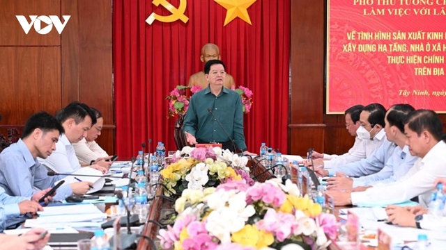 Phó Thủ tướng Mai Văn Chính yêu cầu Tây Ninh giữ mục tiêu tăng trưởng 2 con số