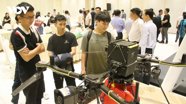 Cái bắt tay công nghệ giữa doanh nghiệp và viện, trường ngày càng chặt