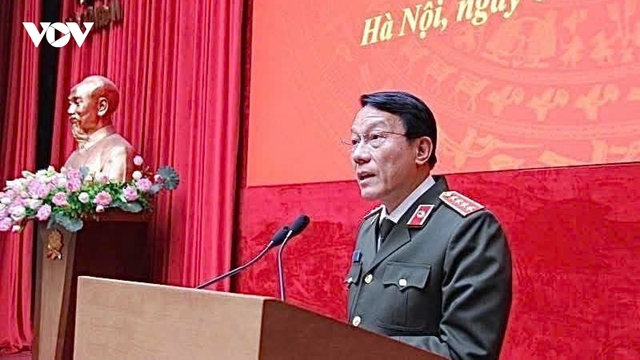 Bộ trưởng Lương Tam Quang phát động phong trào thi đua “Ba nhất" trong CAND