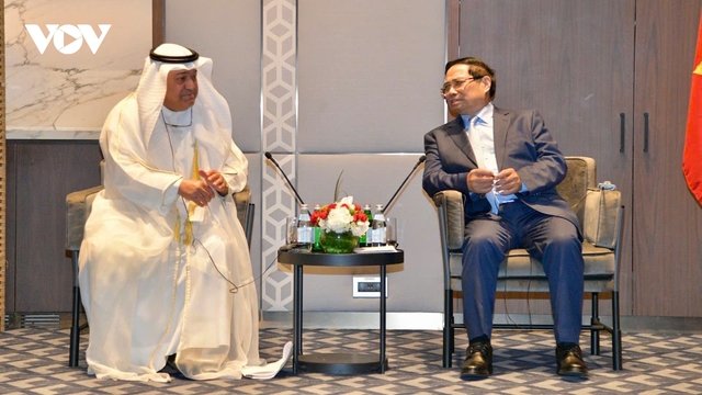 Thủ tướng Phạm Minh Chính tiếp Bộ trưởng Dầu mỏ Kuwait