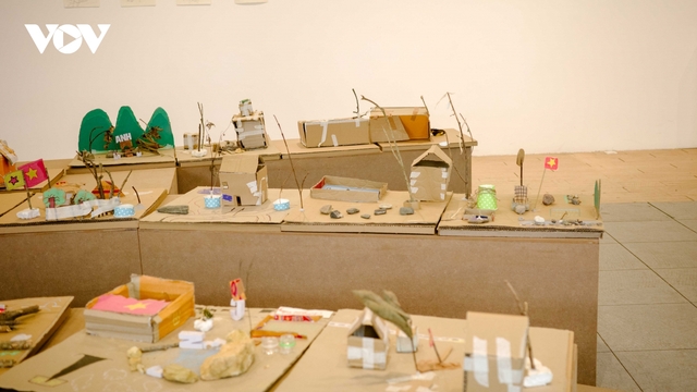 “Chơi Rì”: Khi trí tưởng tượng của trẻ em được đánh thức và cất lời