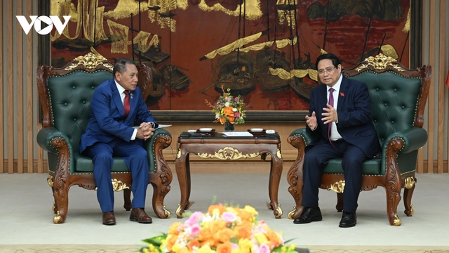 Thủ tướng tiếp Bộ trưởng Ngoại giao và Ngoại thương Quần đảo Solomon