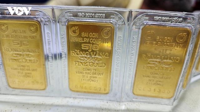 Đề xuất nới "room" vàng cho các ngân hàng: Chuyên gia chỉ ra lợi ích dài hạn