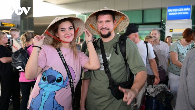 Ngành du lịch An Giang thắng lớn với tổng thu ước đạt gần 68.000 tỷ đồng