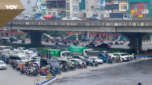 Vượt đèn đỏ, lấn làn trở nên lạc lõng từ khi "mắt thần" hoạt động