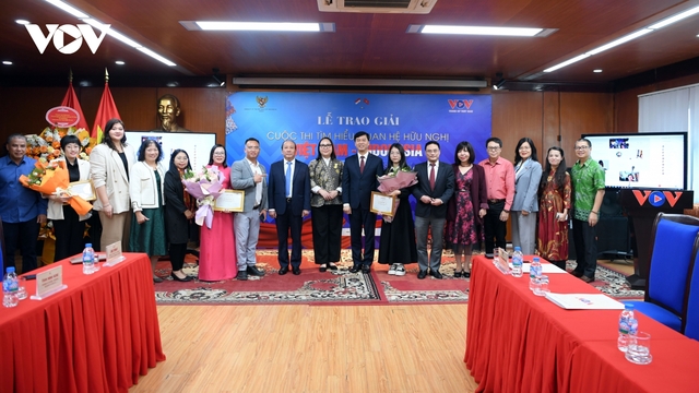 Lễ trao giải Cuộc thi tìm hiểu quan hệ hữu nghị Việt Nam – Indonesia