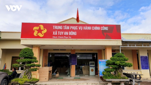 Các xã phía Đông Đắk Lắk khôi phục thủ tục hành chính sau mưa lũ