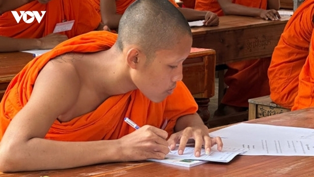 Bảo tồn chữ Paly - giữ mạch nguồn văn hóa Khmer