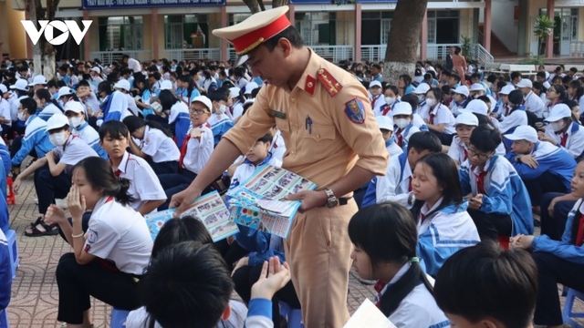 Tăng cường bảo đảm an ninh, an toàn cho học sinh dịp Tết Nguyên Đán