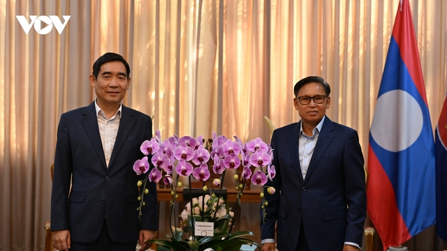 ĐSQ Việt Nam tại Thái Lan chúc mừng thành công Đại hội Đảng Nhân dân Cách mạng Lào