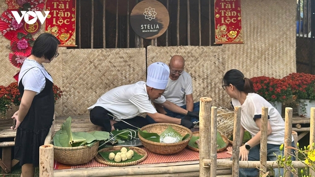 Du lịch biển Đắk Lắk hút khách dịp đầu Xuân Bính Ngọ
