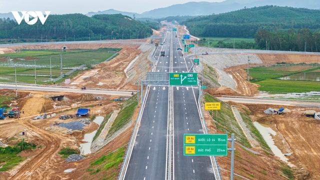 Thông xe cao tốc Quảng Ngãi - Hoài Nhơn, tài xế cần lưu ý gì?