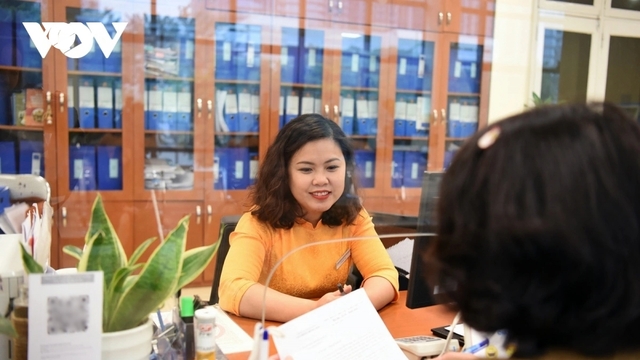 Thủ tướng yêu cầu cải cách tiền lương, đa dạng chính sách đãi ngộ với công chức