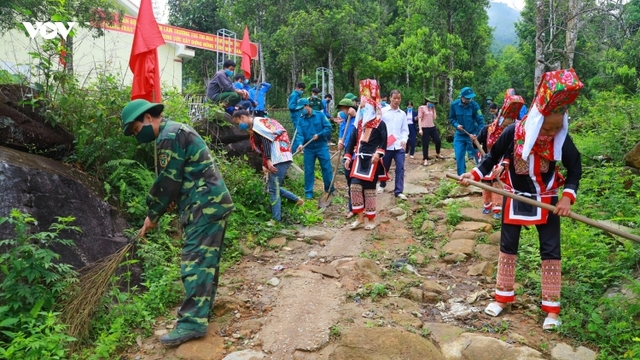 Cán bộ cơ sở tại Quảng Ninh: Thay đổi từ thực tiễn, hướng tới phục vụ người dân