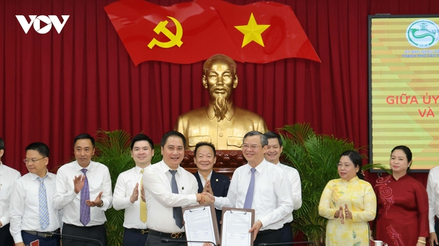 Thành phố Cần Thơ và Tập đoàn T&T ký kết thỏa thuận hợp tác nhiều lĩnh vực