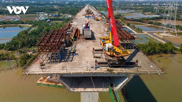 Đồng bộ giải pháp “hạ nhiệt” giá vật liệu, đảm bảo tiến độ dự án trọng điểm