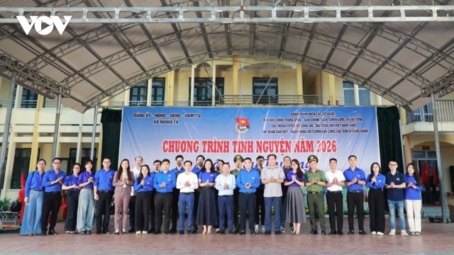 Tuổi trẻ các cơ quan Trung ương mang “Xuân Yêu thương” về Nghĩa Tá